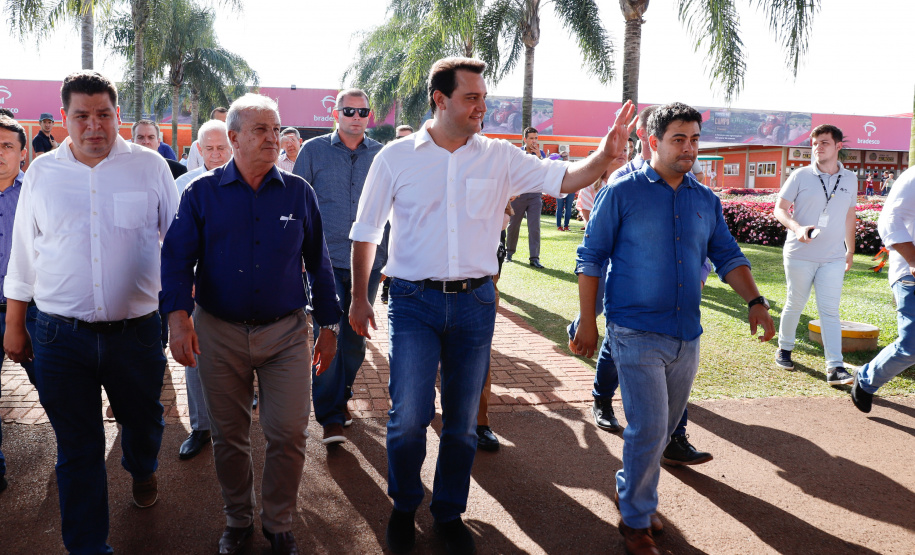 Trevo Cataratas, duplicação na BR-277 e aumento da capacidade de escoamento da Ferroeste vão mudar a realidade de Cascavel e região. Anúncios foram feitos nesta quarta-feira (05) no Show Rural Coopavel.
Foto: Rodrigo Felix Leal