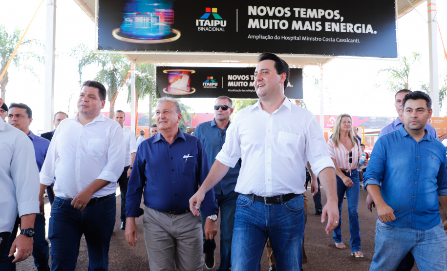 Trevo Cataratas, duplicação na BR-277 e aumento da capacidade de escoamento da Ferroeste vão mudar a realidade de Cascavel e região. Anúncios foram feitos nesta quarta-feira (05) no Show Rural Coopavel.
Foto: Rodrigo Felix Leal