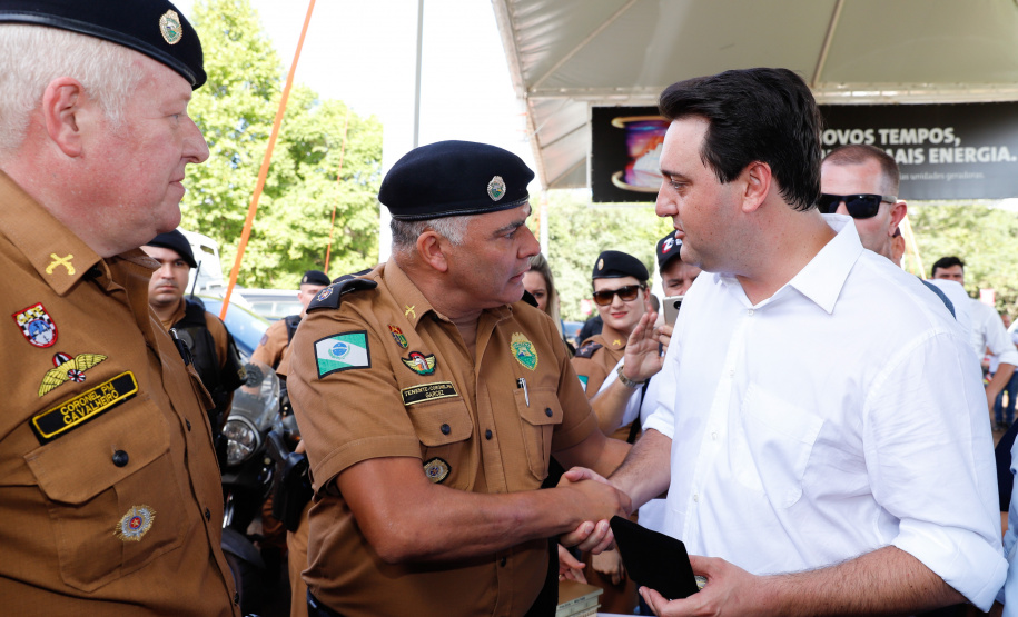 Trevo Cataratas, duplicação na BR-277 e aumento da capacidade de escoamento da Ferroeste vão mudar a realidade de Cascavel e região. Anúncios foram feitos nesta quarta-feira (05) no Show Rural Coopavel.
Foto: Rodrigo Felix Leal