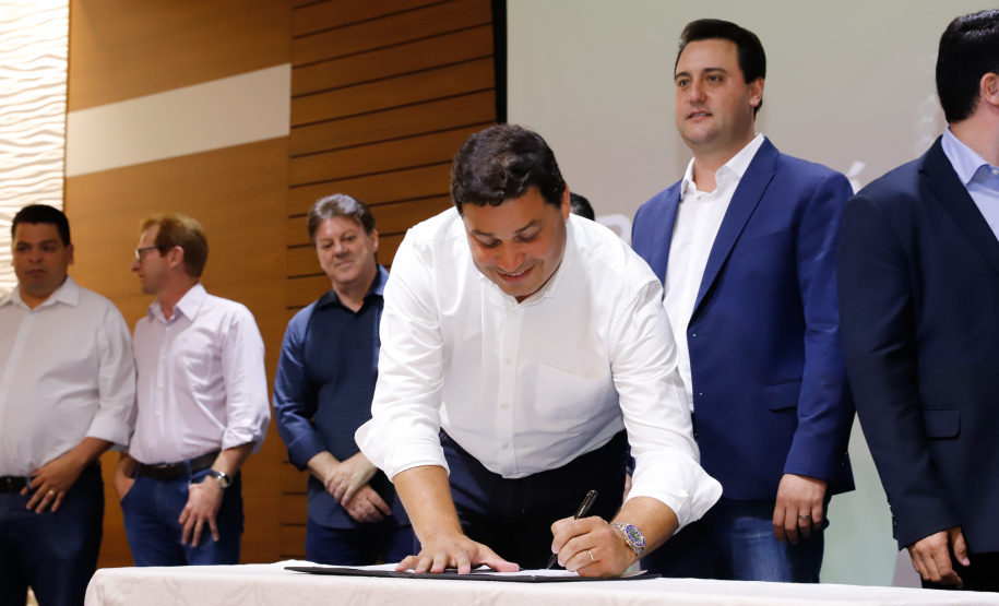 A Ferroeste (Estrada de Ferro Paraná Oeste S