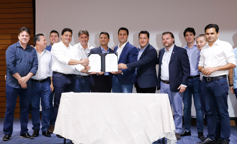 A Ferroeste (Estrada de Ferro Paraná Oeste S