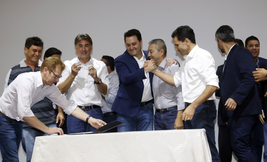 A Ferroeste (Estrada de Ferro Paraná Oeste S