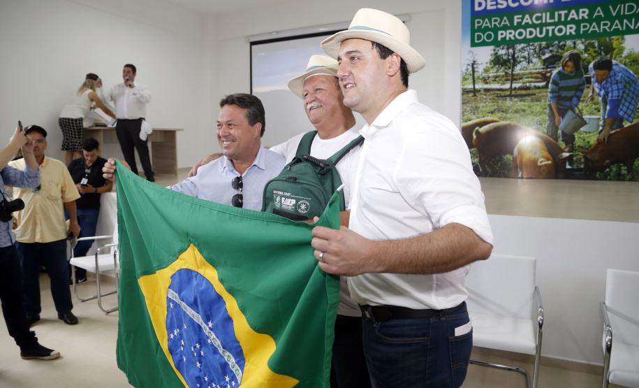 Com o Descomplica Rural, a maioria dos processos sai do papel e migra para o Sistema de Gestão Ambiental. Algumas licenças serão emitidas automaticamente.
Foto Gilson Abreu/AEN