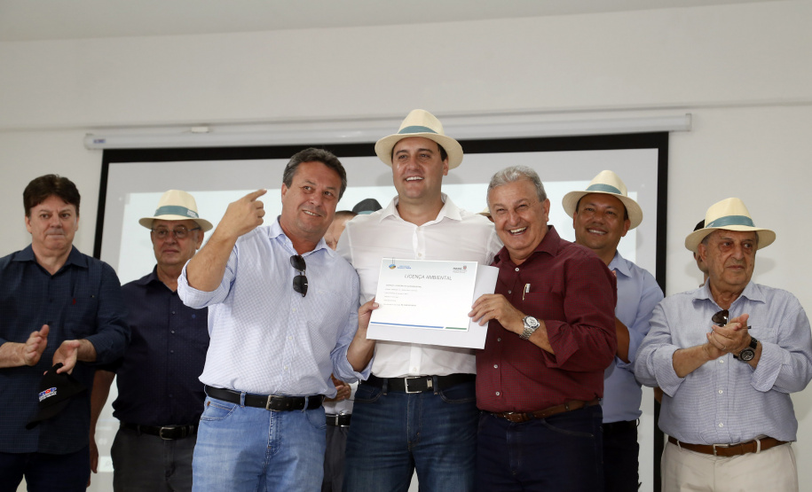 Com o Descomplica Rural, a maioria dos processos sai do papel e migra para o Sistema de Gestão Ambiental. Algumas licenças serão emitidas automaticamente.
Foto Gilson Abreu/AEN