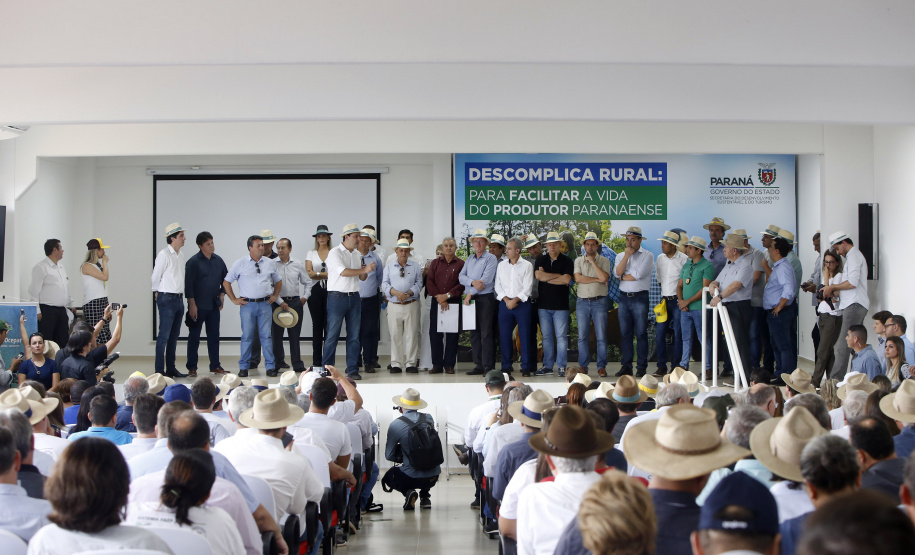 Com o Descomplica Rural, a maioria dos processos sai do papel e migra para o Sistema de Gestão Ambiental. Algumas licenças serão emitidas automaticamente.
Foto Gilson Abreu/AEN