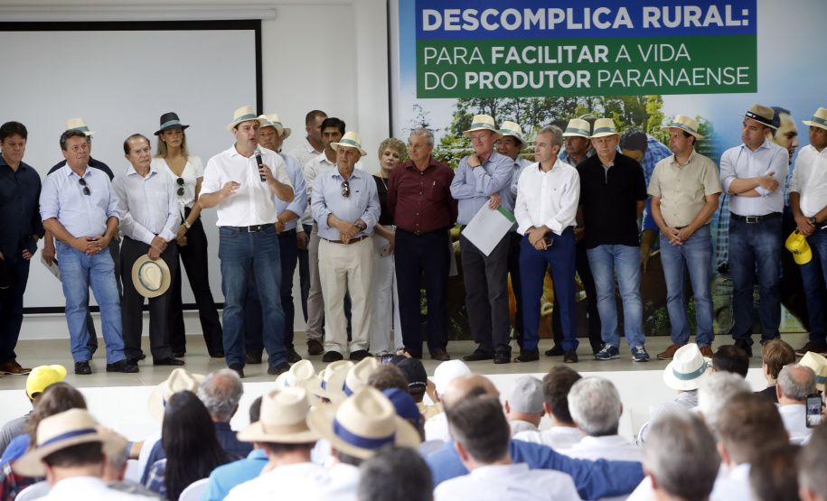 Com o Descomplica Rural, a maioria dos processos sai do papel e migra para o Sistema de Gestão Ambiental. Algumas licenças serão emitidas automaticamente.
Foto Gilson Abreu/AEN
