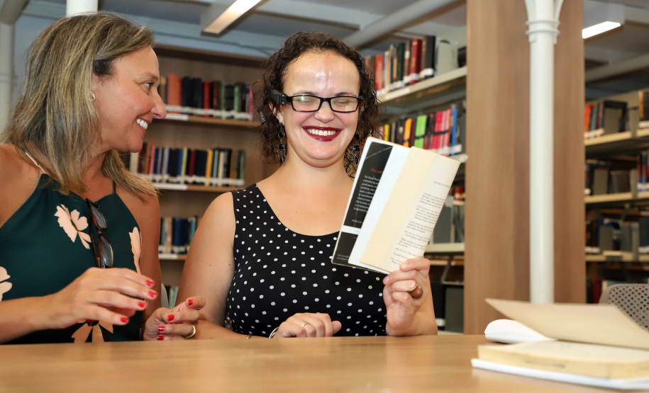 A Biblioteca Pública do Paraná (BPP) recebe nesta terça-feira (06) a mais moderna tecnologia de visão artificial do mundo, que beneficiará cegos e pessoas com visão reduzida