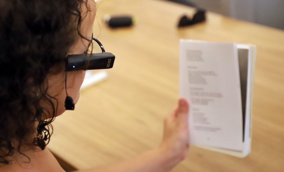 A Biblioteca Pública do Paraná (BPP) recebe nesta terça-feira (06) a mais moderna tecnologia de visão artificial do mundo, que beneficiará cegos e pessoas com visão reduzida