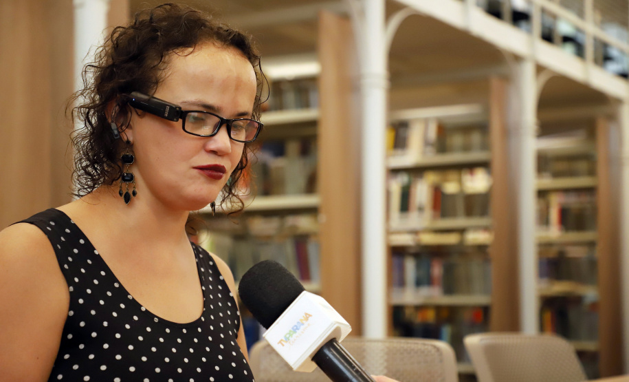 A Biblioteca Pública do Paraná (BPP) recebe nesta terça-feira (06) a mais moderna tecnologia de visão artificial do mundo, que beneficiará cegos e pessoas com visão reduzida