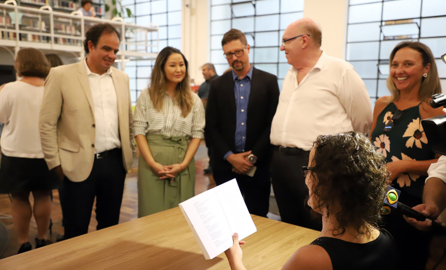 A Biblioteca Pública do Paraná (BPP) recebe nesta terça-feira (06) a mais moderna tecnologia de visão artificial do mundo, que beneficiará cegos e pessoas com visão reduzida