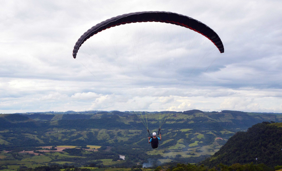 Belezas naturais fazem do Paraná polo do turismo de aventura - Foto: Divulgação Esporte Paraná