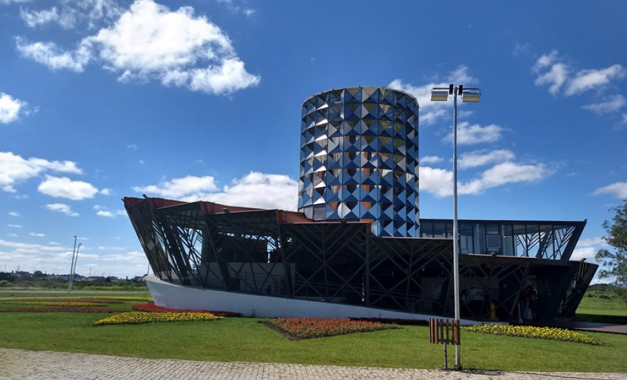 Grupos com mais de 20 pessoas podem agendar visita com guia
Foto: Sanepar