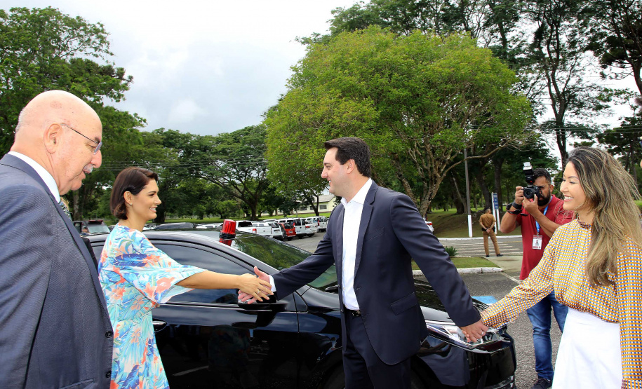 A Rede de Proteção Social e Especial Básica do Paraná ganhou reforço nesta sexta-feira (07), com o repasse de 222 carros e 15 micro-ônibus para 167 municípios do Estado