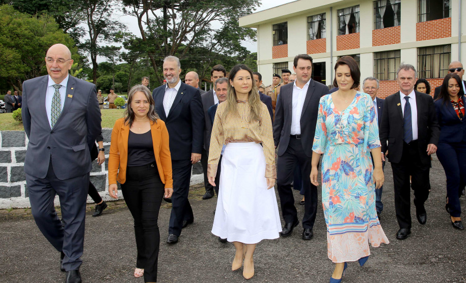 A Rede de Proteção Social e Especial Básica do Paraná ganhou reforço nesta sexta-feira (07), com o repasse de 222 carros e 15 micro-ônibus para 167 municípios do Estado