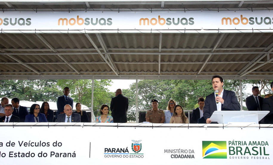 A Rede de Proteção Social e Especial Básica do Paraná ganhou reforço nesta sexta-feira (07), com o repasse de 222 carros e 15 micro-ônibus para 167 municípios do Estado