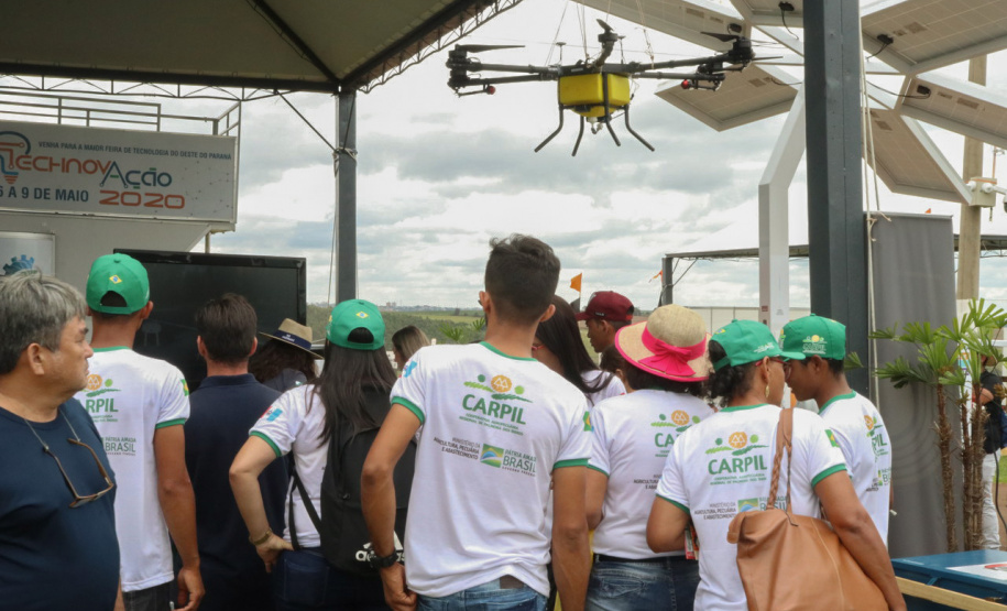 A Universidade Estadual do Oeste do Paraná (Unioeste) lançou o protótipo de um veículo aéreo não tripulado (Vant) para pulverização agrícola, com maiores autonomia de voo e eficiência de aplicação de agroquímicos nas propriedades rurais.  -  Cascavel, 07/02/2020  -  Foto: Divulgação Unioeste