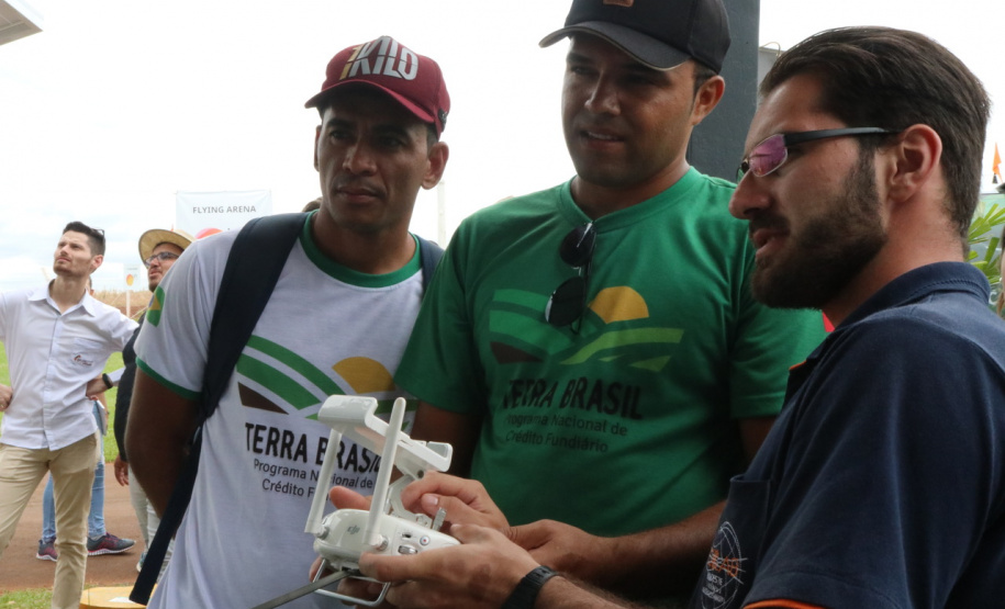 A Universidade Estadual do Oeste do Paraná (Unioeste) lançou o protótipo de um veículo aéreo não tripulado (Vant) para pulverização agrícola, com maiores autonomia de voo e eficiência de aplicação de agroquímicos nas propriedades rurais.  -  Cascavel, 07/02/2020  -  Foto: Divulgação Unioeste