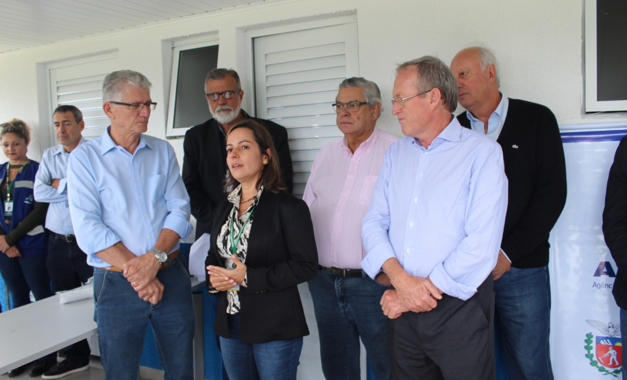 O Governo do Estado inaugurou nesta terça-feira (11) em Campina Grande do Sul, na Região Metropolitana de Curitiba, o novo Posto de Fiscalização de Trânsito Agropecuário, da Agência de Defesa Agropecuária do Paraná (Adapar). Também foi assinado um termo que determina a cessão do posto do Fundepec para a Adapar.  - Campina Grande do Sul, 11/02/2020  -  Foto: Gisele Barão/SEAB