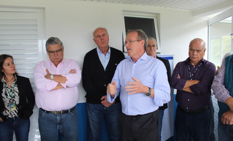 O Governo do Estado inaugurou nesta terça-feira (11) em Campina Grande do Sul, na Região Metropolitana de Curitiba, o novo Posto de Fiscalização de Trânsito Agropecuário, da Agência de Defesa Agropecuária do Paraná (Adapar). Também foi assinado um termo que determina a cessão do posto do Fundepec para a Adapar.  - Campina Grande do Sul, 11/02/2020  -  Foto: Gisele Barão/SEAB