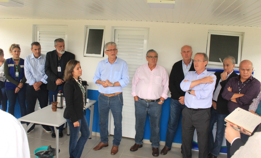 O Governo do Estado inaugurou nesta terça-feira (11) em Campina Grande do Sul, na Região Metropolitana de Curitiba, o novo Posto de Fiscalização de Trânsito Agropecuário, da Agência de Defesa Agropecuária do Paraná (Adapar). Também foi assinado um termo que determina a cessão do posto do Fundepec para a Adapar.  - Campina Grande do Sul, 11/02/2020  -  Foto: Gisele Barão/SEAB