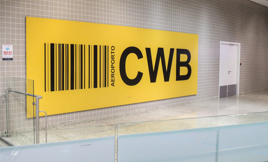 Companhia Latam anunciou a ampliação de 2 para 16 o número semanal de voos diretos entre as cidades paranaenses. Para o governador Carlos Massa Ratinho Junior iniciativa reforça a condição de Foz do Iguaçu como um dos principais polos turísticos do País. Foto: Geraldo Bubniak/AEN