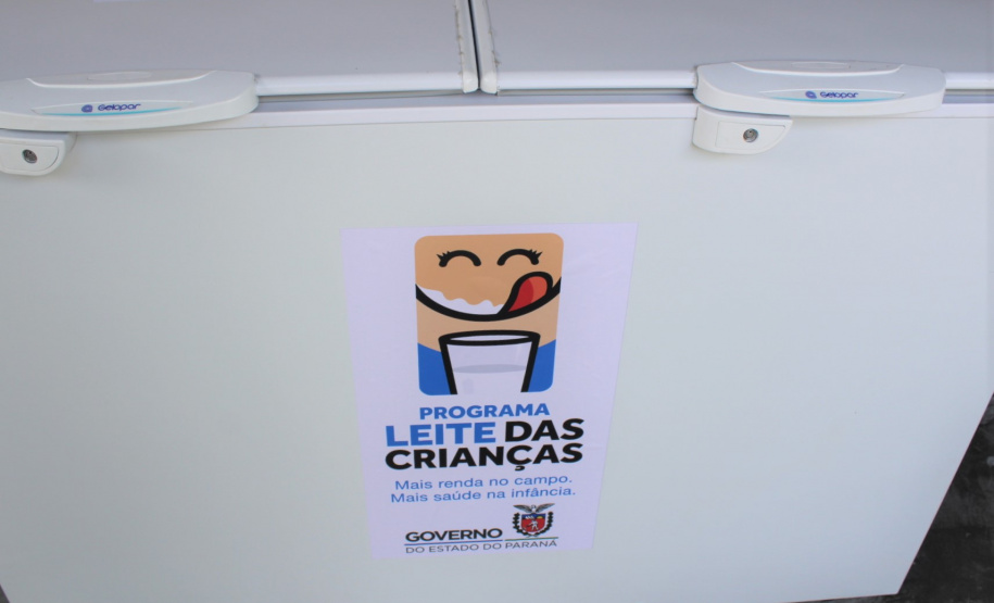 O Programa Leite das Crianças, do Governo do Estado, recebeu 700 caixas térmicas e 176 freezers para os pontos de distribuição e redistribuição. Os equipamentos estão sendo transportados ao longo desta semana para os núcleos regionais da Secretaria de Estado da Agricultura e do Abastecimento, que encaminharão aos municípios conforme a necessidade de cada um.  -  Curitiba, 13/02/2020  -  Foto: Gisele Barão/SEAB