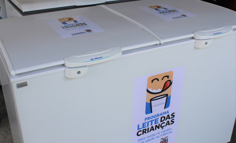 O Programa Leite das Crianças, do Governo do Estado, recebeu 700 caixas térmicas e 176 freezers para os pontos de distribuição e redistribuição. Os equipamentos estão sendo transportados ao longo desta semana para os núcleos regionais da Secretaria de Estado da Agricultura e do Abastecimento, que encaminharão aos municípios conforme a necessidade de cada um.  -  Curitiba, 13/02/2020  -  Foto: Gisele Barão/SEAB