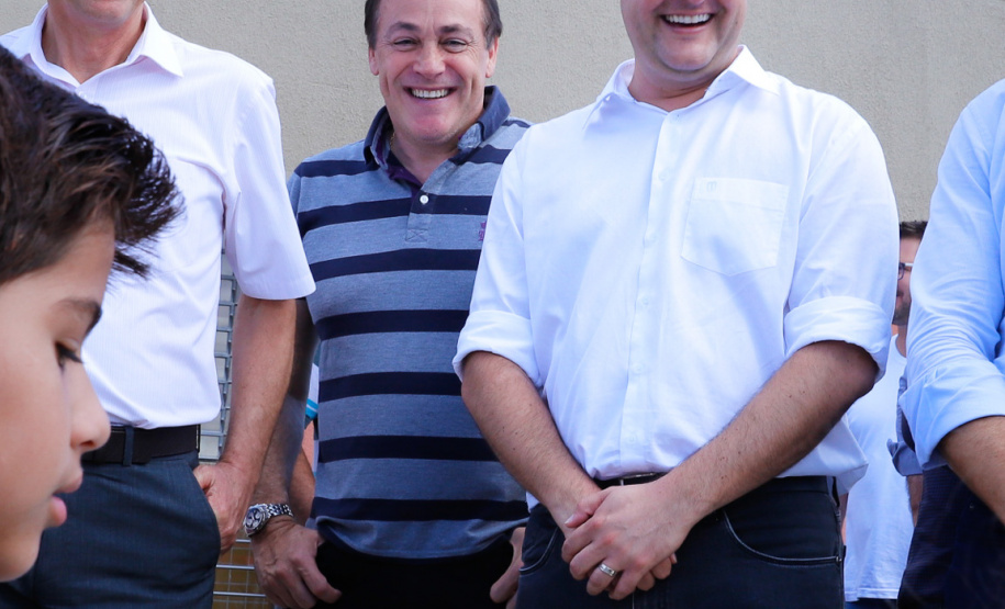 Governador Carlos Massa Ratinho Junior entrega a nova sede do Colégio Estadual Bandeirantes, em Campina Grande do Sul e libera recursos para pavimentação de ruas da cidade - Campina Grande do Sul, 13/02/2020 - Foto:  Rodrigo Félix Leal/AEN