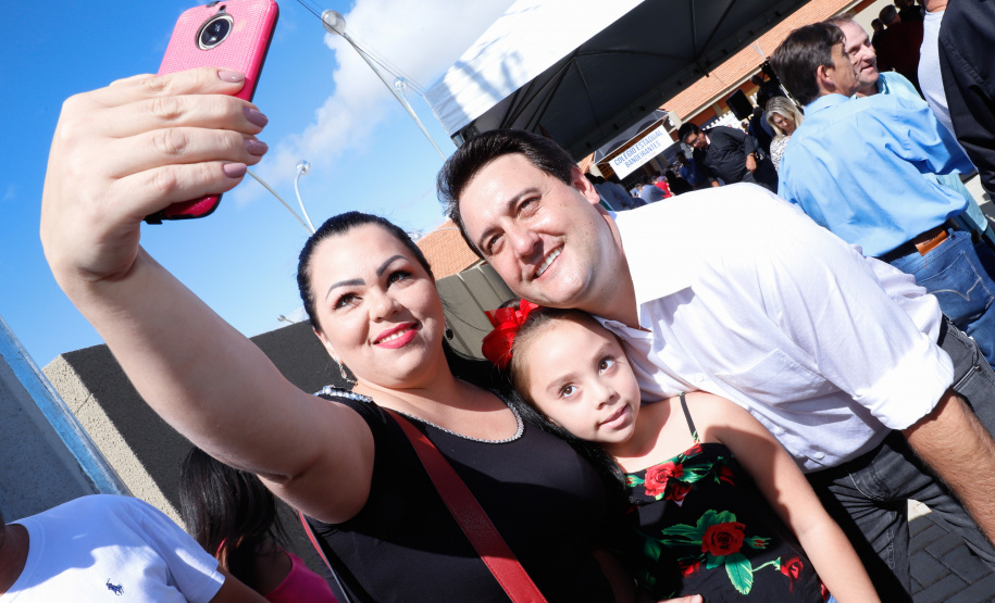 Governador Carlos Massa Ratinho Junior entrega a nova sede do Colégio Estadual Bandeirantes, em Campina Grande do Sul e libera recursos para pavimentação de ruas da cidade - Campina Grande do Sul, 13/02/2020 - Foto:  Rodrigo Félix Leal/AEN