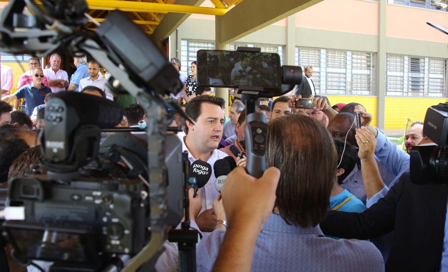Cerca de 1.100 estudantes do Ensino Fundamental e Ensino Médio, de Sarandi, Noroeste do Paraná, são beneficiados com a nova estrutura da Escola Estadual Vereador Luiz Zanchim, inaugurada nesta sexta-feira (14), pelo governador Carlos Massa Ratinho Junior. - Sarandi, 14/02/2020 - Foto: Jaelson Lucas/AEN