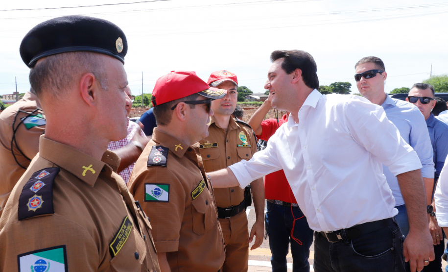 Cerca de 1.100 estudantes do Ensino Fundamental e Ensino Médio, de Sarandi, Noroeste do Paraná, são beneficiados com a nova estrutura da Escola Estadual Vereador Luiz Zanchim, inaugurada nesta sexta-feira (14), pelo governador Carlos Massa Ratinho Junior. - Sarandi, 14/02/2020 - Foto: Rodrigo Félix Leal/AEN