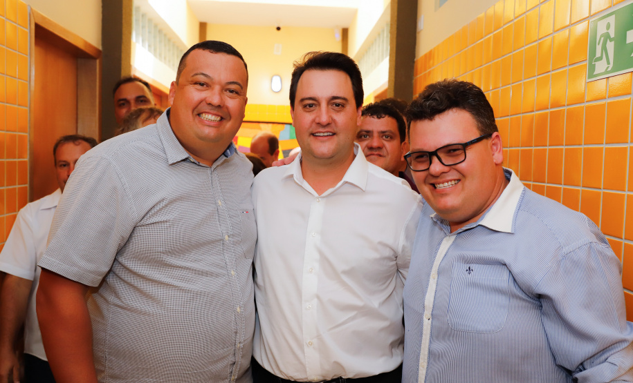 Cerca de 1.100 estudantes do Ensino Fundamental e Ensino Médio, de Sarandi, Noroeste do Paraná, são beneficiados com a nova estrutura da Escola Estadual Vereador Luiz Zanchim, inaugurada nesta sexta-feira (14), pelo governador Carlos Massa Ratinho Junior. - Sarandi, 14/02/2020 - Foto: Rodrigo Félix Leal/AEN