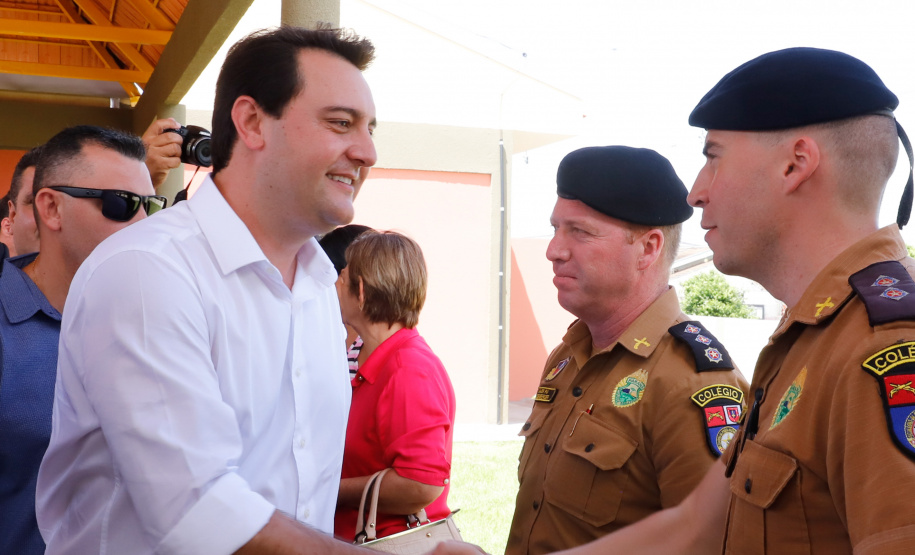 Cerca de 1.100 estudantes do Ensino Fundamental e Ensino Médio, de Sarandi, Noroeste do Paraná, são beneficiados com a nova estrutura da Escola Estadual Vereador Luiz Zanchim, inaugurada nesta sexta-feira (14), pelo governador Carlos Massa Ratinho Junior. - Sarandi, 14/02/2020 - Foto: Rodrigo Félix Leal/AEN