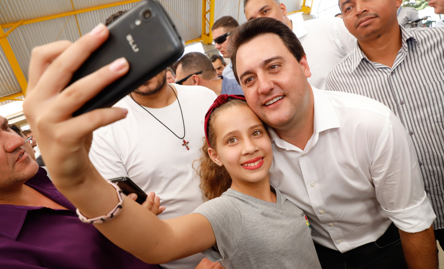 Cerca de 1.100 estudantes do Ensino Fundamental e Ensino Médio, de Sarandi, Noroeste do Paraná, são beneficiados com a nova estrutura da Escola Estadual Vereador Luiz Zanchim, inaugurada nesta sexta-feira (14), pelo governador Carlos Massa Ratinho Junior. - Sarandi, 14/02/2020 - Foto: Rodrigo Félix Leal/AEN