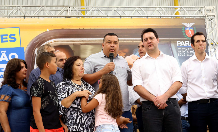 Cerca de 1.100 estudantes do Ensino Fundamental e Ensino Médio, de Sarandi, Noroeste do Paraná, são beneficiados com a nova estrutura da Escola Estadual Vereador Luiz Zanchim, inaugurada nesta sexta-feira (14), pelo governador Carlos Massa Ratinho Junior.  -  Sarandi, 14/02/2020  -  Foto: Jaelson Lucas/AEN
