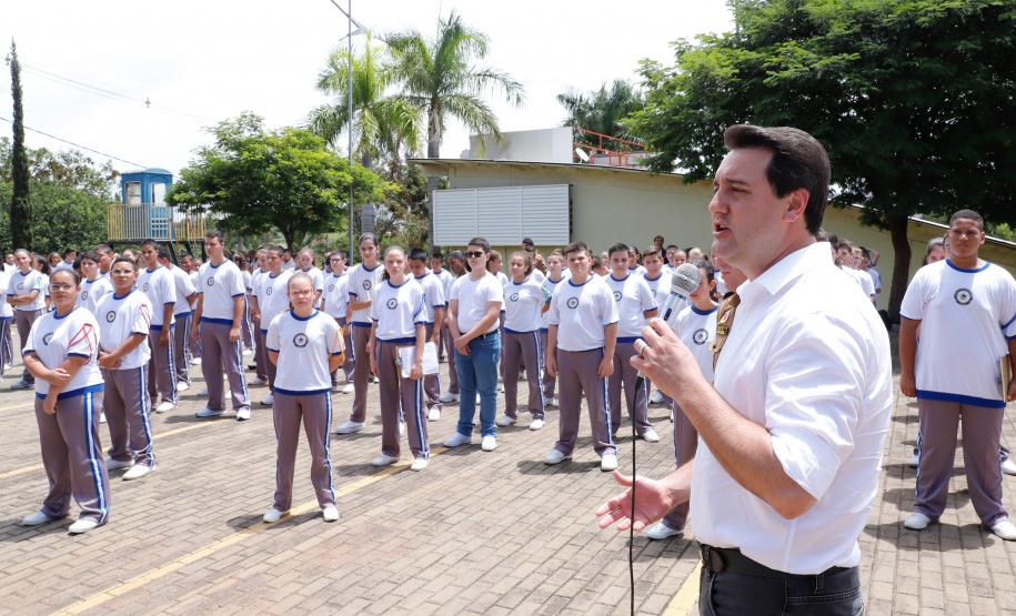 Governador Carlos Massa Ratinho Junior visita o Colégio MIlitar de Maringá - Maringá, 14/02/2020 - Foto: Rodrigo Félix Leal/AEN