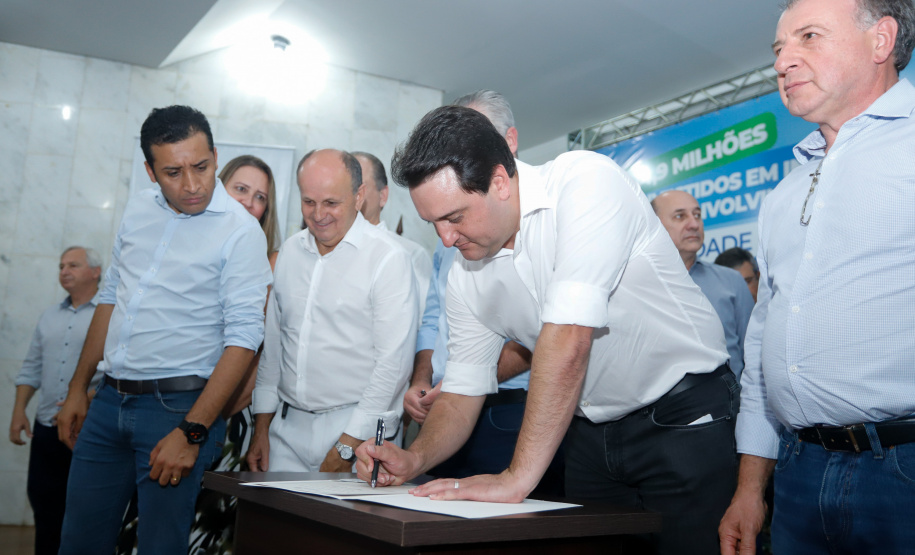 Maringá, no Noroeste do Paraná, vai investir R$ 10 milhões em pavimentação de ruas e avenidas