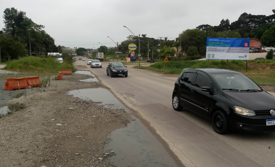 A partir desta segunda-feira (17) as obras de duplicação e ampliação da capacidade da PR-092, a Rodovia dos Minérios, vão começar a afetar o trânsito na capital paranaense. Será necessário interditar a pista esquerda sobre a ponte do Rio Barigui, um pouco antes do Contorno Norte de Curitiba, para execução de seis estacas que servirão de fundações para uma nova ponte.  -  Curitiba, 14/02/2020  -  Foto: Divulgação DER