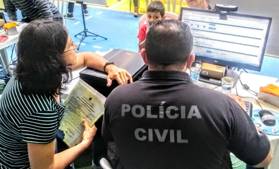 A primeira feira de serviços - Paraná Cidadão de 2020 realizado em Fazenda Rio Grande, Região Metropolitana de Curitiba, atendeu centenas de pessoas no Ginásio de Esportes da Escola Municipal 26 de Janeiro (CAIC), no bairro Nações.  -  Fazenda Rio Grande, 14/02/2020  -  Foto: Divulgação SEJUF