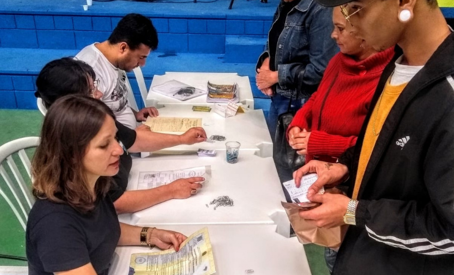 A primeira feira de serviços - Paraná Cidadão de 2020 realizado em Fazenda Rio Grande, Região Metropolitana de Curitiba, atendeu centenas de pessoas no Ginásio de Esportes da Escola Municipal 26 de Janeiro (CAIC), no bairro Nações.  -  Fazenda Rio Grande, 14/02/2020  -  Foto: Divulgação SEJUF