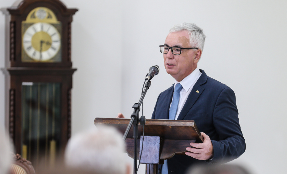 Precatorios Dr Cassio Telles, presidente da OAB PR discursa na solenidade de pagamento de precatórios preferenciais a credores que participaram das rodadas de negociação promovidas pelo TJPR no ano passado. Curitiba, 04/02/2020 - Foto: Geraldo Bubniak/AEN