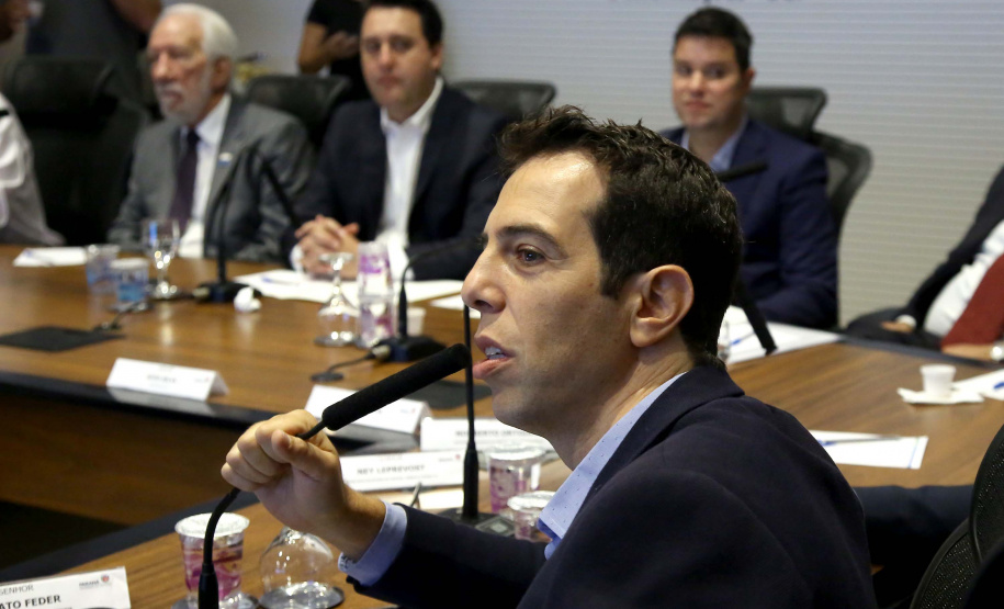 Usar jogos eletrônicos para ensinar matemática e universalizar o acesso à Internet de alta velocidade em todas as escolas da rede estadual de ensino estão entre as prioridades da Secretaria de Estado da Educação e do Esporte para 2020