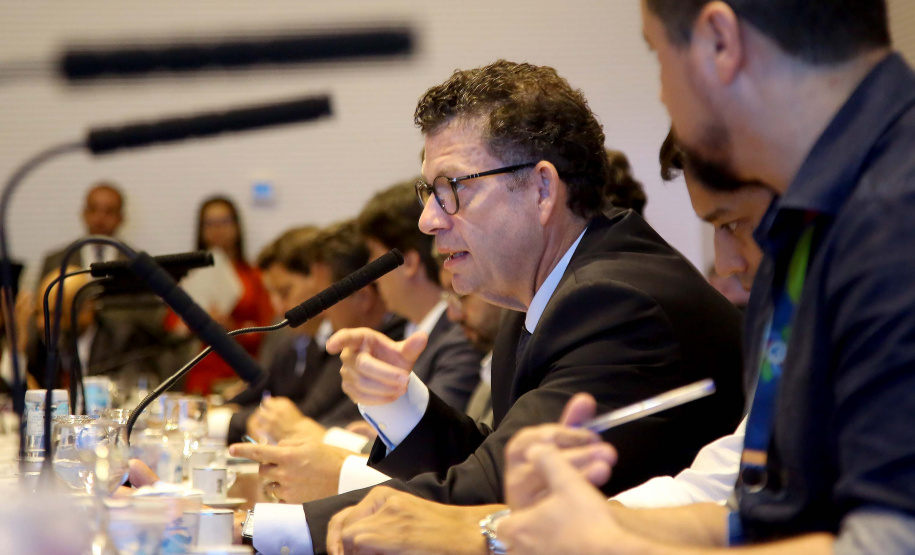 Usar jogos eletrônicos para ensinar matemática e universalizar o acesso à Internet de alta velocidade em todas as escolas da rede estadual de ensino estão entre as prioridades da Secretaria de Estado da Educação e do Esporte para 2020