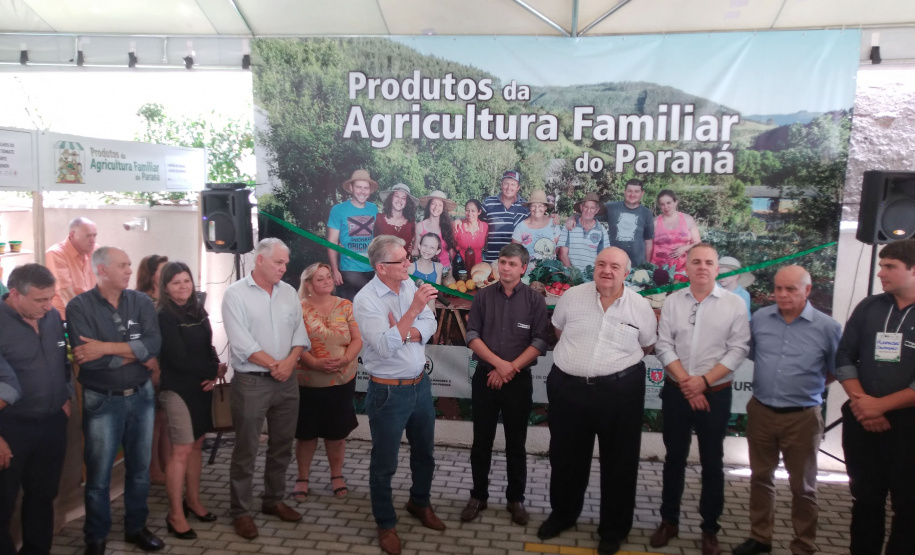 Com apoio do Governo do Estado, por meio da Secretaria da Agricultura e do Abastecimento e do Instituto de Desenvolvimento Rural do Paraná Iapar-Emater, a Federação dos Trabalhadores Rurais Agricultores Familiares do Estado do Paraná (Fetaep) lançou nesta terça-feira (18) a 1ª Feira da Agricultura Familiar do Paraná, que reunirá produtores e compradores em um único lugar.  -  Curitiba, 18/02/2020  -  Foto: Divulgação SEAB