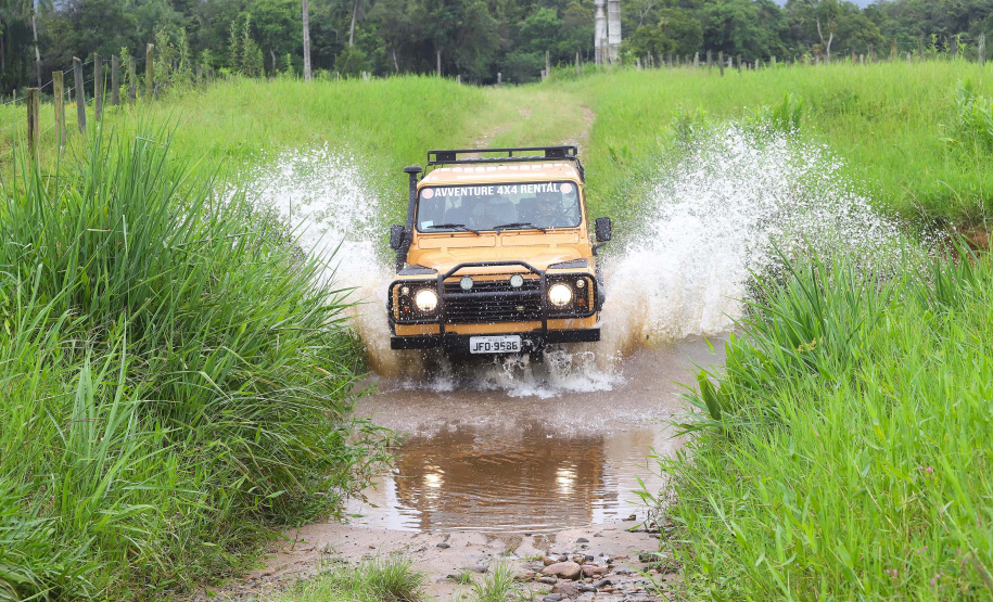 Morretes - Passeio de 4X4.Morretes, 17-01-20.Foto: Arnaldo Alves / AEN.