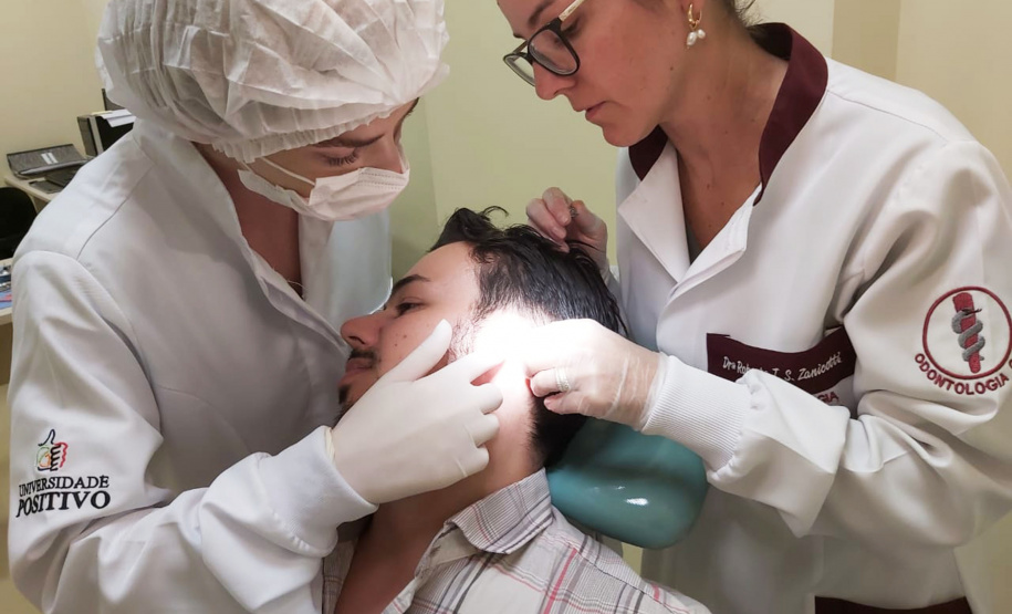 O Hospital de Reabilitação, unidade que integra o Completo Hospitalar do Trabalhador (CHT), em Curitiba, iniciou o serviço de diagnóstico, produção e manutenção de próteses faciais em janeiro de 2020