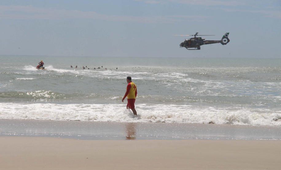 O Litoral do Paraná registrou nesta temporada o menor índice de afogamentos no mar dos últimos cinco anos. Nos primeiros 55 dias do Verão Maior foram registrados três óbitos, número 62,5% menor do que o registrado no mesmo período da temporada anterior, com oito casos.  Foto:SESP