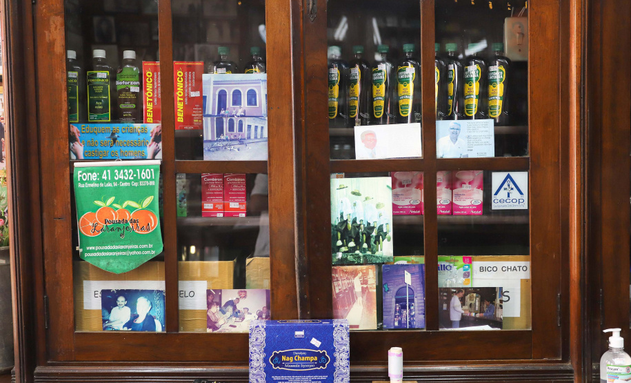 Farmácia Internacional de Antonina, no litoral do Paraná, fundada em 1911.Antonina, 18-01-20.Foto: Arnaldo Alves / AEN.