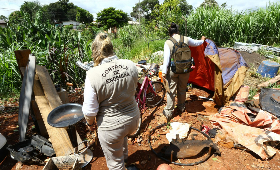 Em todas as regiões acontecem ações para o combate e controle da dengue.Foto: Prefeitura de Cascavel