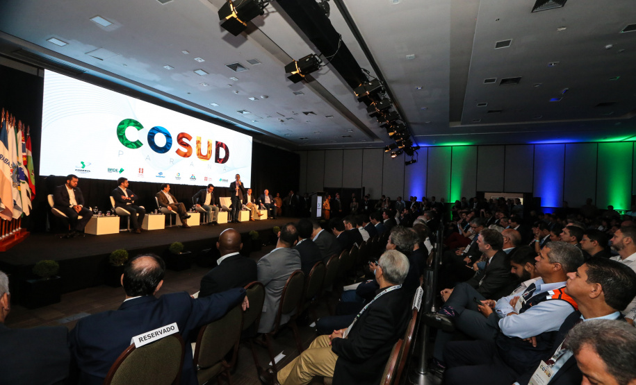 Governadores de sete estados participam neste sábado (29), em Foz do Iguaçu, do sexto encontro do Consórcio de Integração Sul e Sudeste (Cosud). O encontro acontece no Hotel Wish.   29/02/2020 -  Foto: Geraldo Bubniak/AEN
